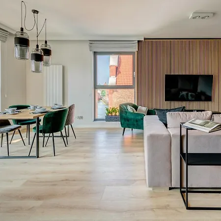 The Black Crane 公寓 *