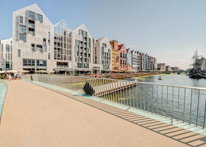 The Black Crane Apartman Gdańsk